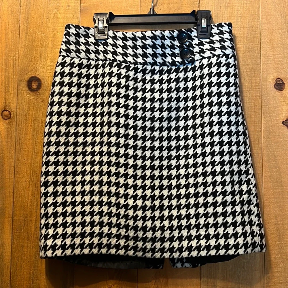 Ann Taylor skirt‎